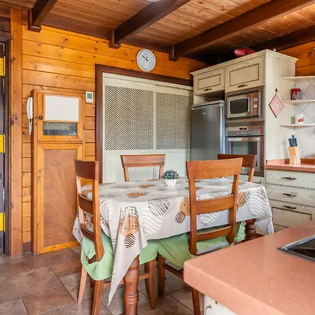 4br Wooden -pool & Views - Parking Casa vacanze *