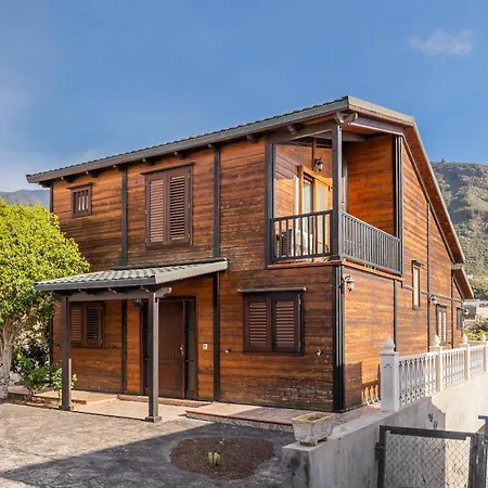 4br Wooden -pool & Views - Parking